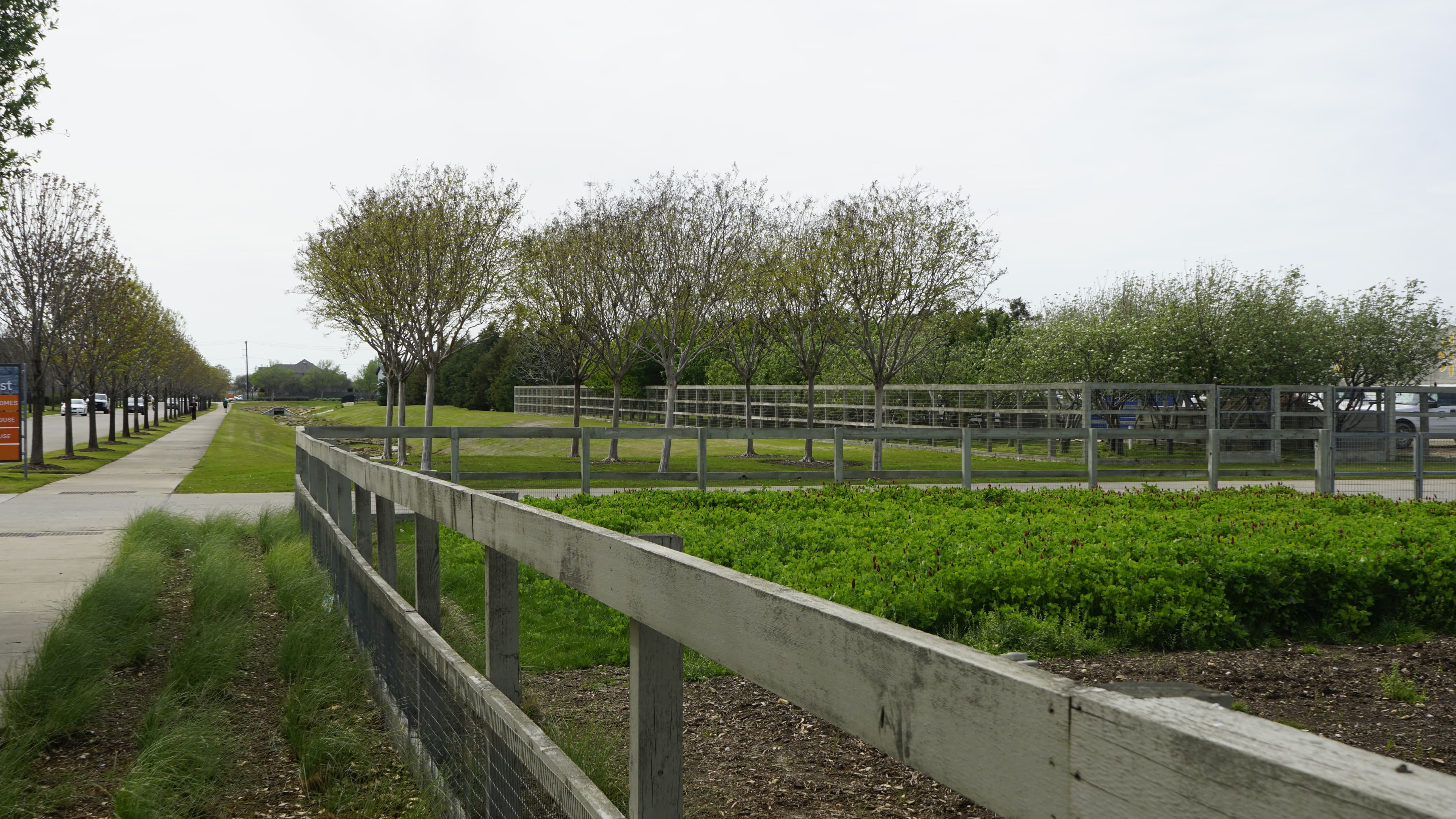 Image of a fence and a field